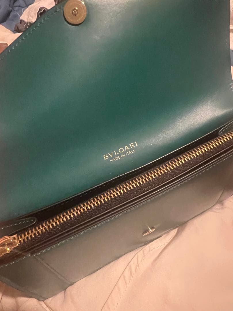 BULGARI 緑色 レザー 長財布