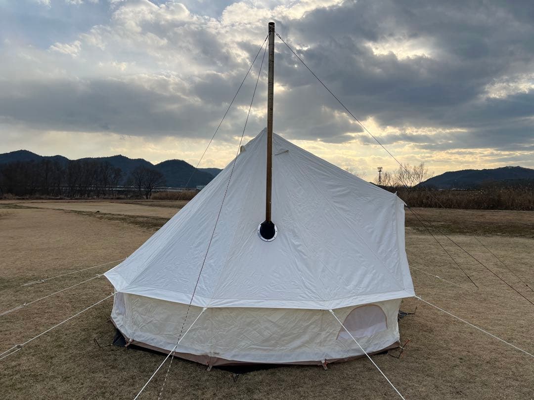 冬キャンセット‼︎ ベル型テントと薪ストーブのセットです。