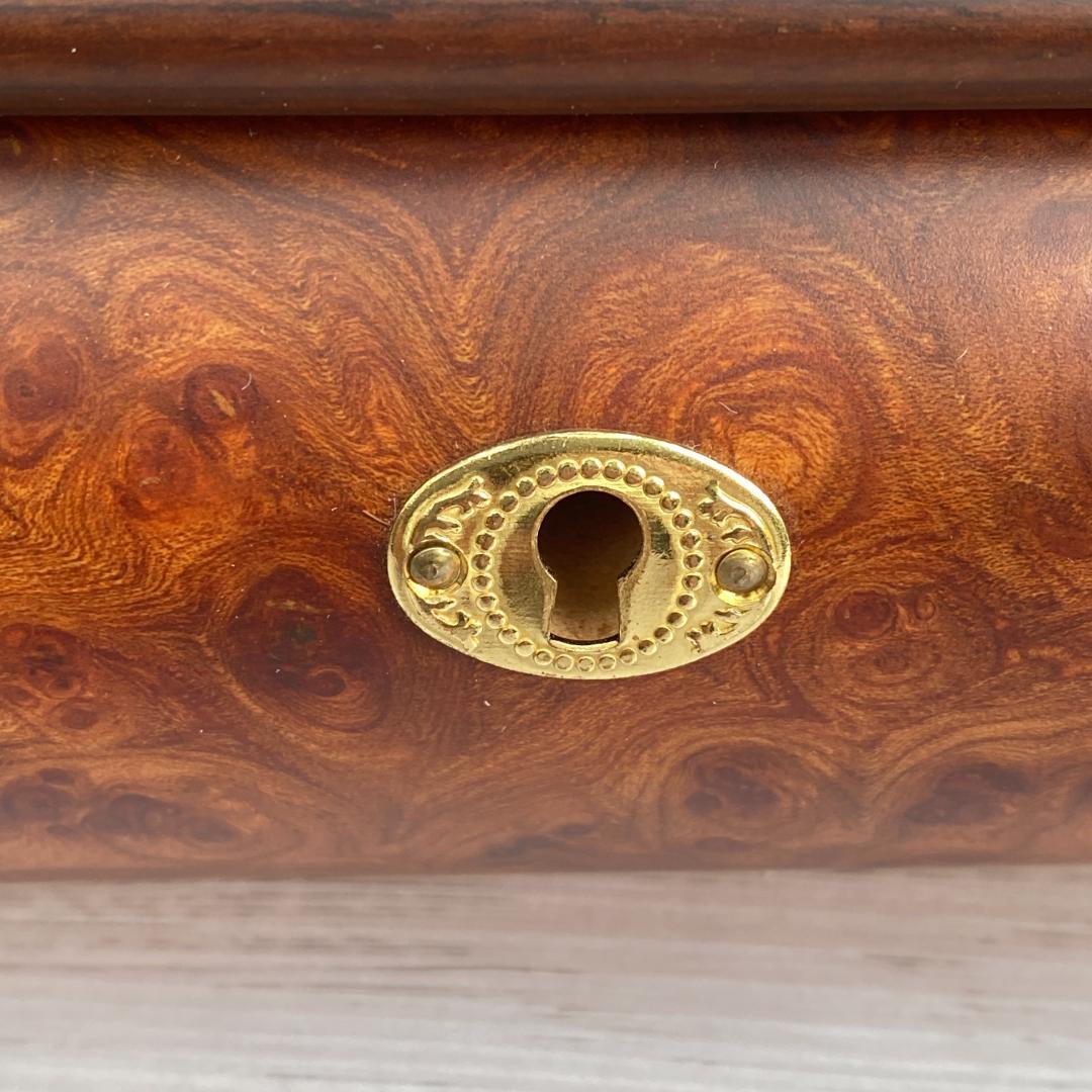 ◆新品同様◎REUGE リュージュ 小物入れオルゴール 象嵌細工 鍵付き