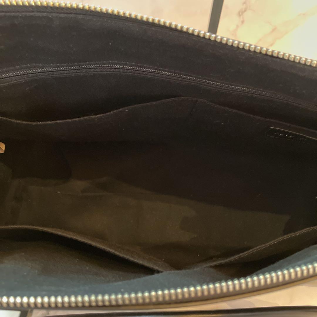 agnès b. アニエスべー レザートートバッグ　ブラックA 4 ・ＰＣ