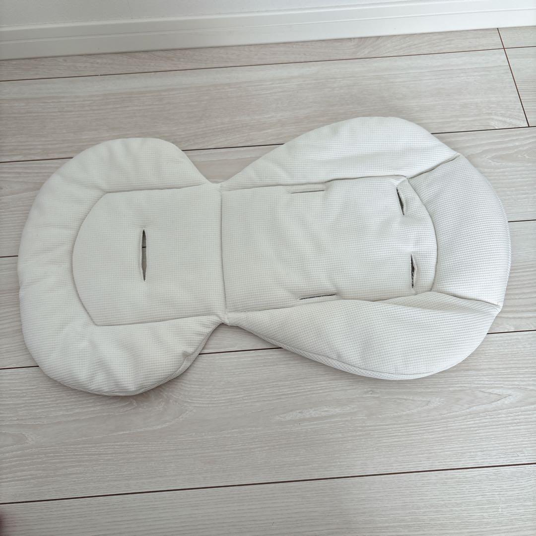 【美品】【人気商品】【一部新品】combi コンビ ネムリラAT 電動スウィング