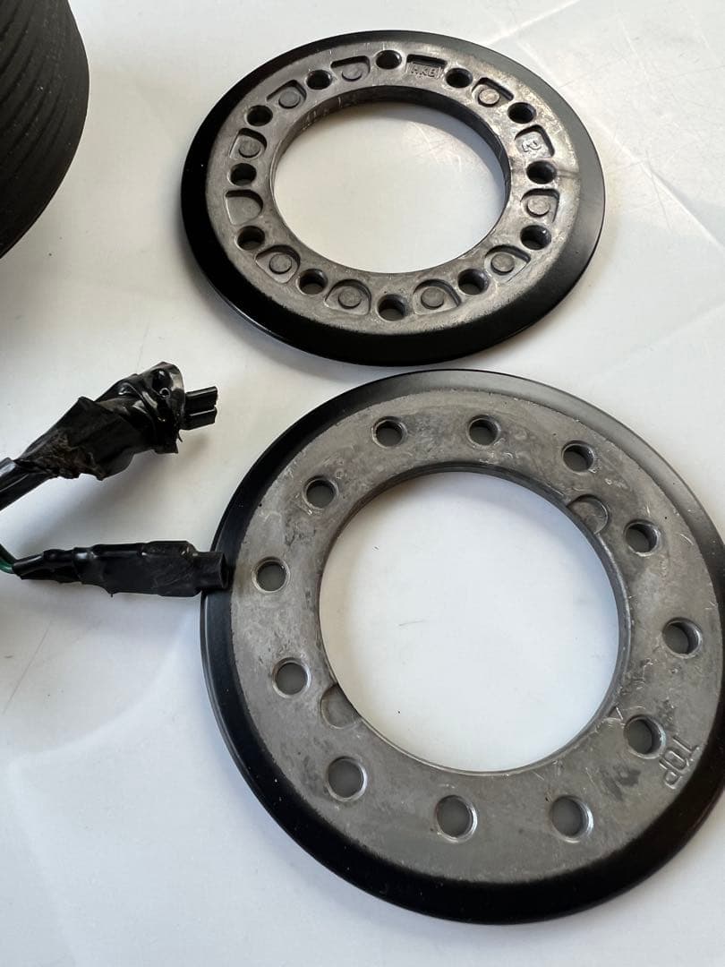 ナルディ？3スポーク ステアリング 本体 ボス付き