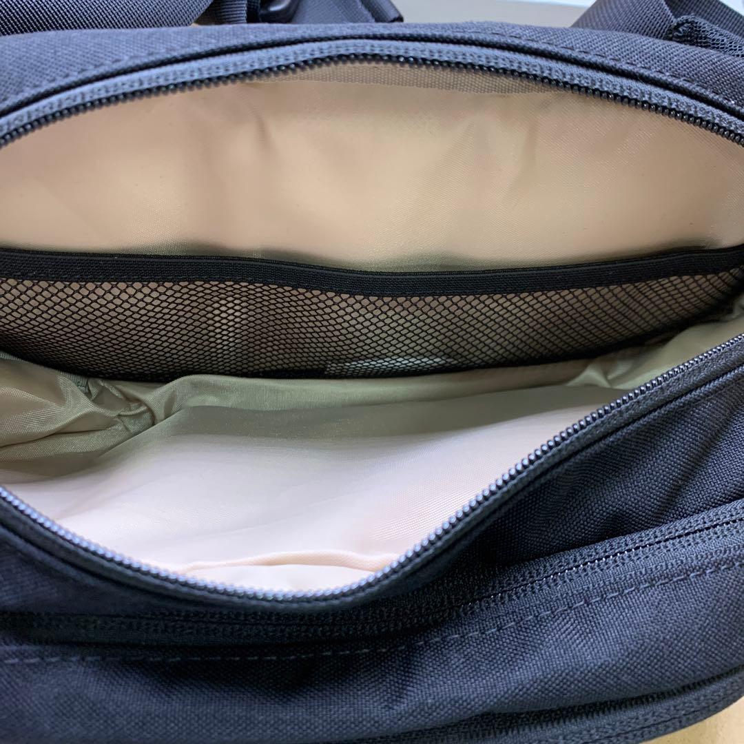 Q3933 Hugoo ハグー　Hip Seat ヒップシート　ブラック