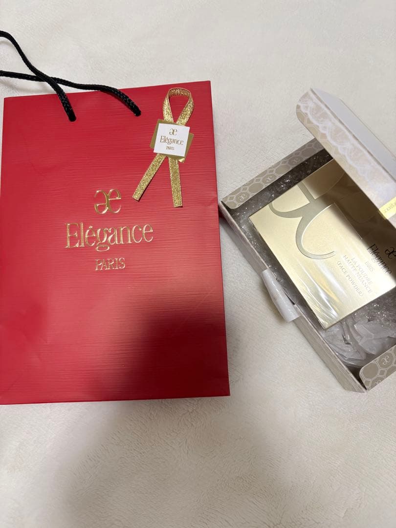 新品未開封【エレガンス】ラ プードル オートニュアンス 01 8.8g