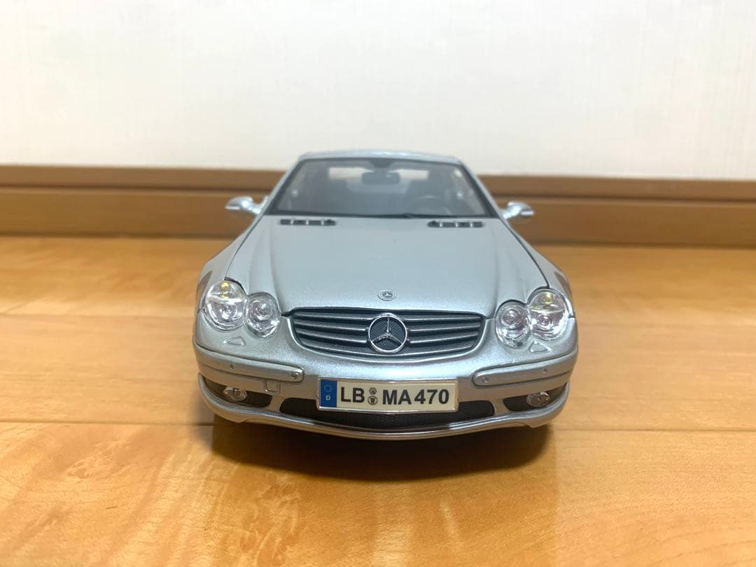 ミニカー Maisto Mercedes-Benz SLS AMG