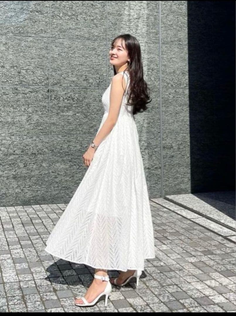 anuans カットワークレースマキシワンピース Sサイズ