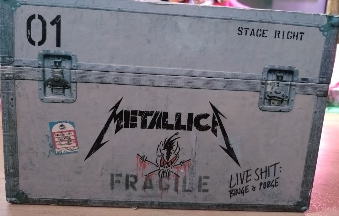 ライヴ・シット!～ビンジ&パージ