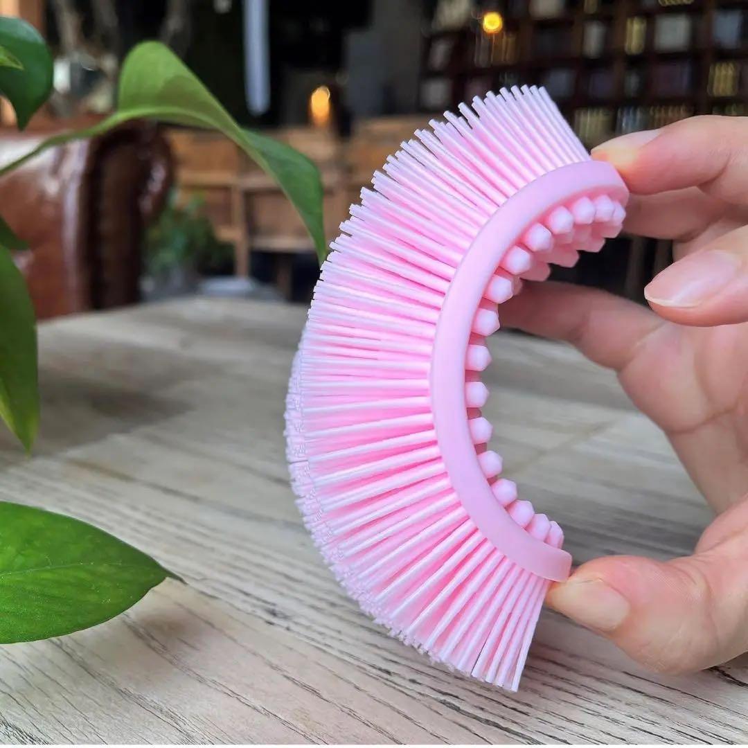 ⭐️早い者勝ち❣️シリコンマッサージブラシ　バスブラシ柔らかい　お風呂　楕円形