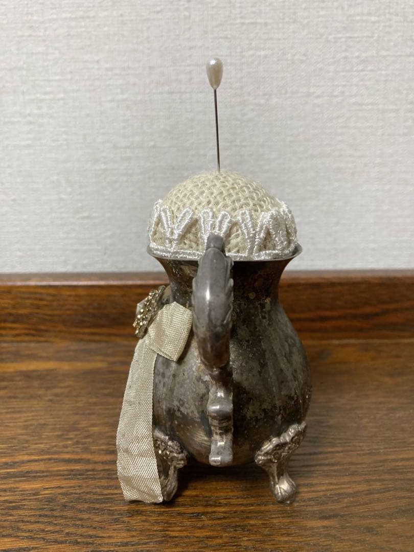 【まみ】アンティーク☆小さな靴型ピンクッション&ポット型ピンクッション