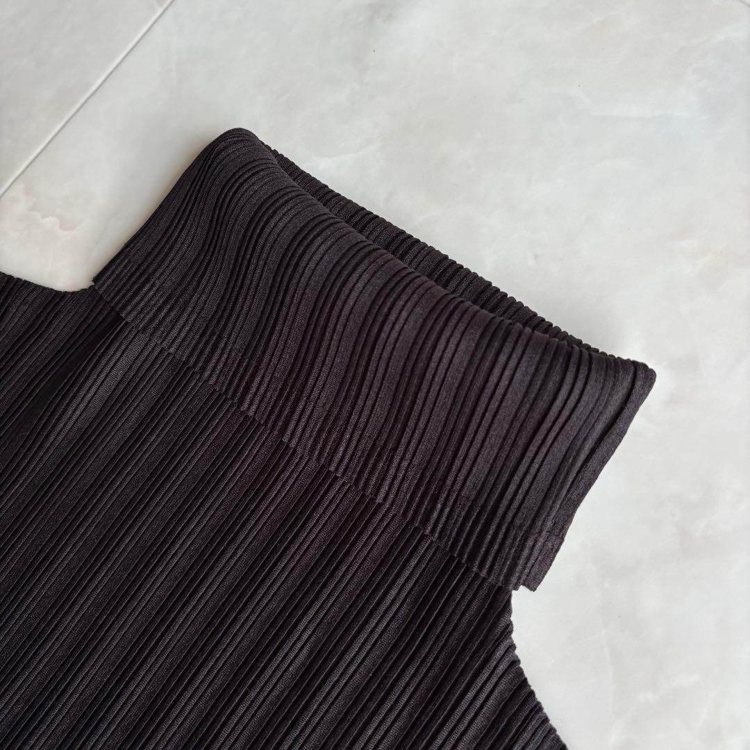 PLEATS PLEASE ハイネックプリーツトップス ダークブラウン 3