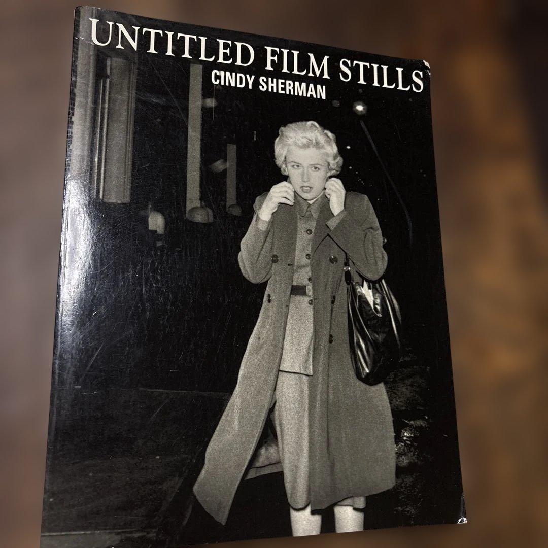 アート・デザイン・音楽 Cindy Sherman UNTITLED FILM STILLS