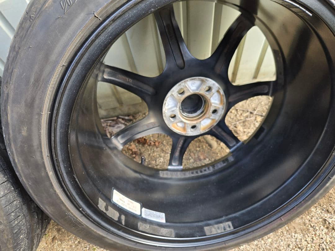 レイズマルカ18インチ8.5jタイヤホイール