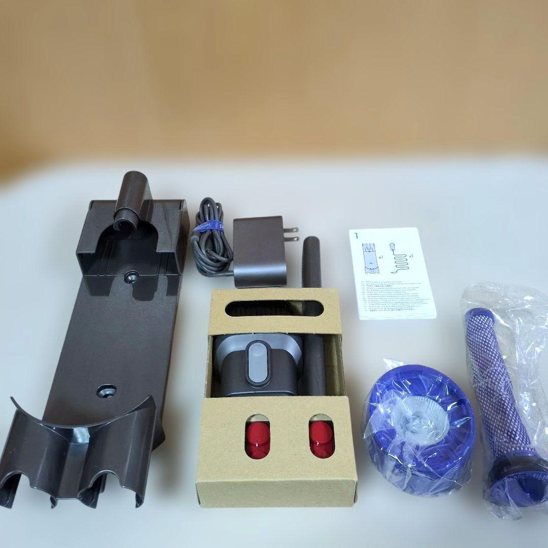 【美品】ダイソン dyson V8 sv25