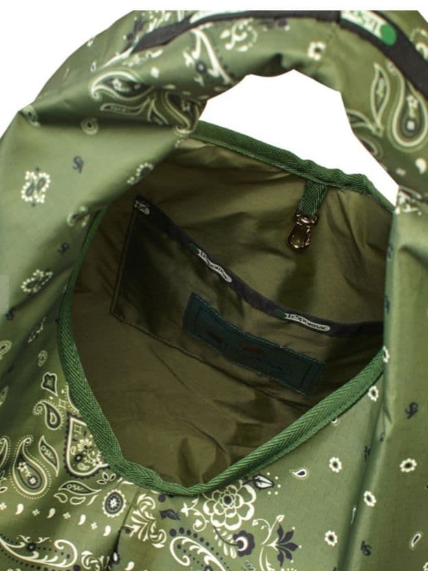 LeSportsac LG MARCHE BAG オリーブグリーン