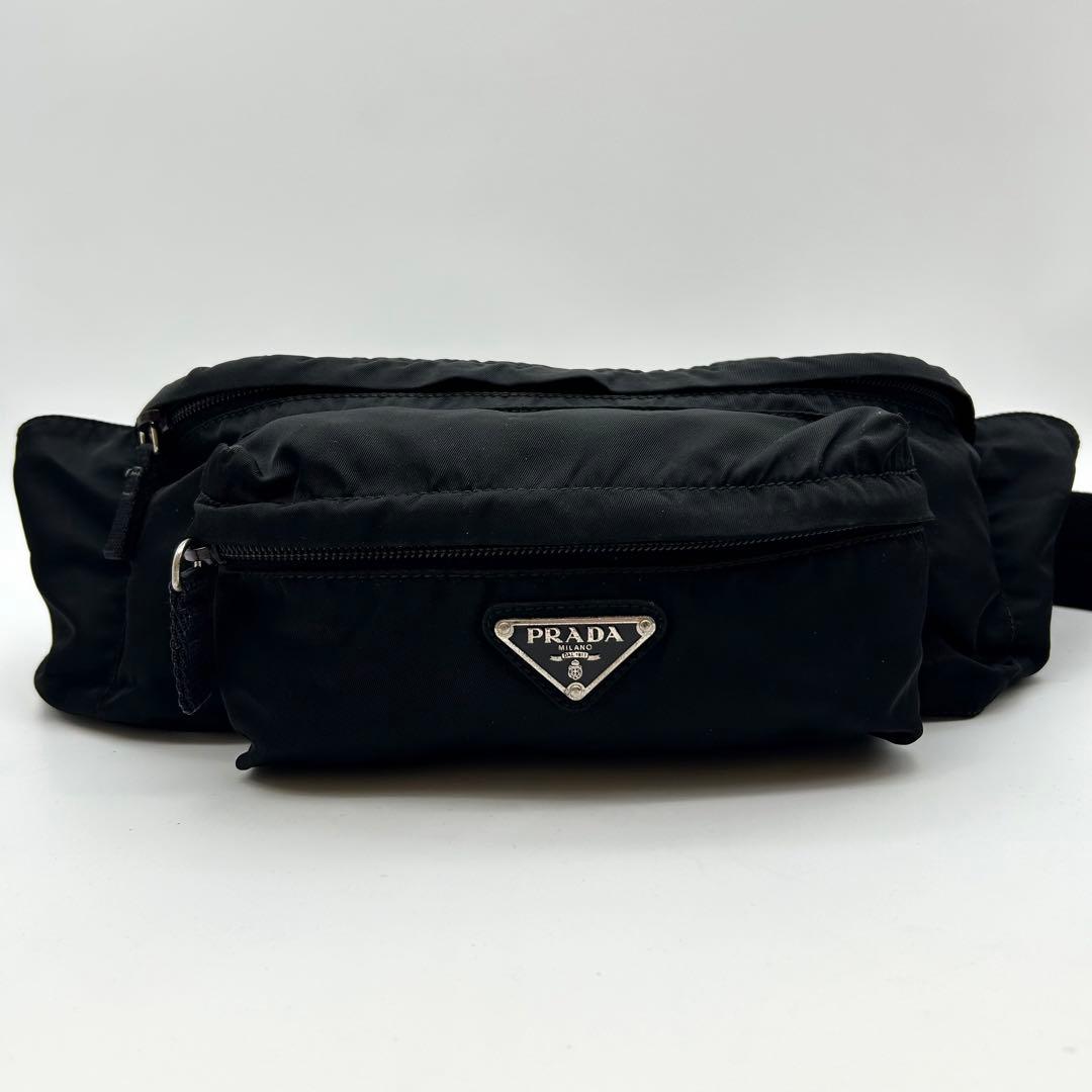 美品 プラダ 三角ロゴ ナイロン ブラック ウエストポーチ ボディバッグ