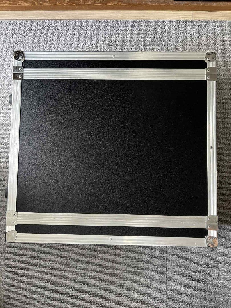 ベリンガー HA4700, SX3040, 3U ラックケース