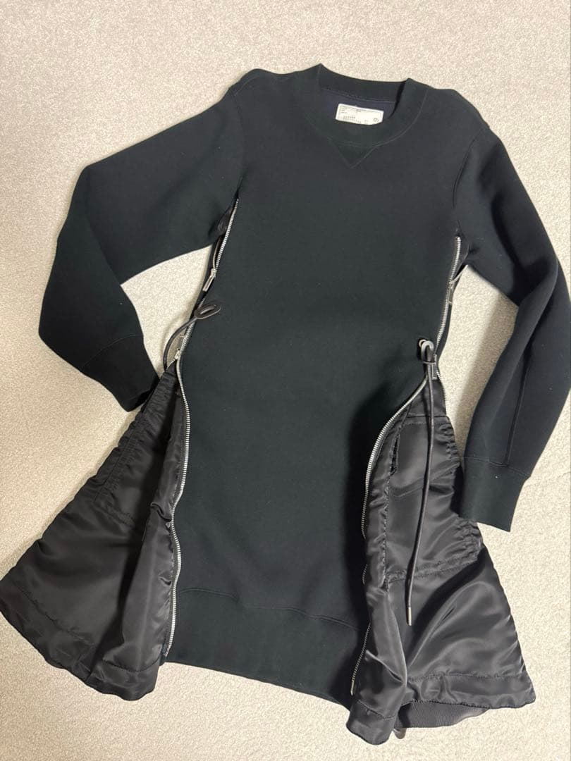 SACAIコンビネーション スウェットワンピース ブラック サイズ１新品未使用