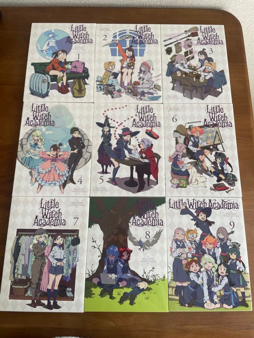【全巻初回限定版】リトルウィッチアカデミア　Blu-ray 1〜9巻