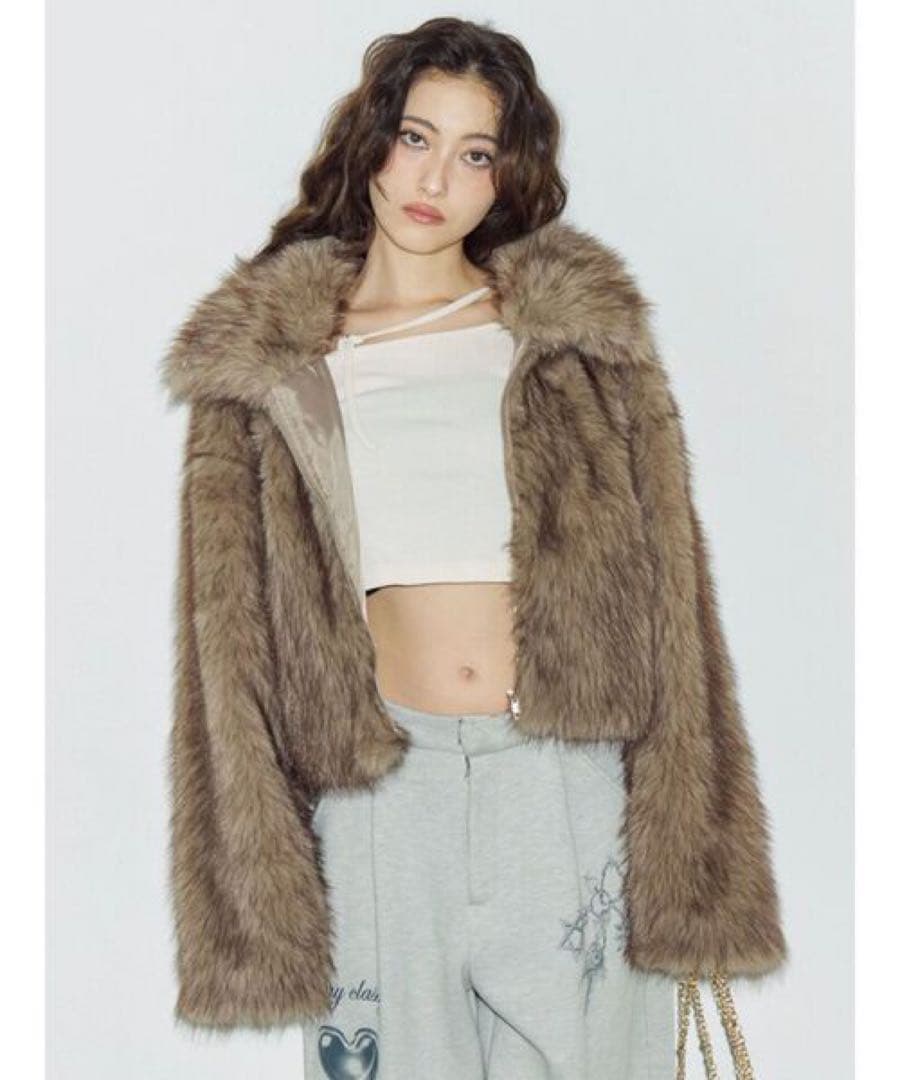 EVRIS ファイクファーショートブルゾン