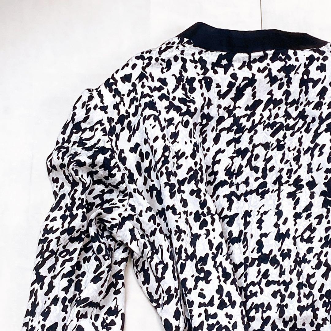 美品 総シルク ウエストゴム ジバンシー 総柄 金ボタン LL 大きいサイズ