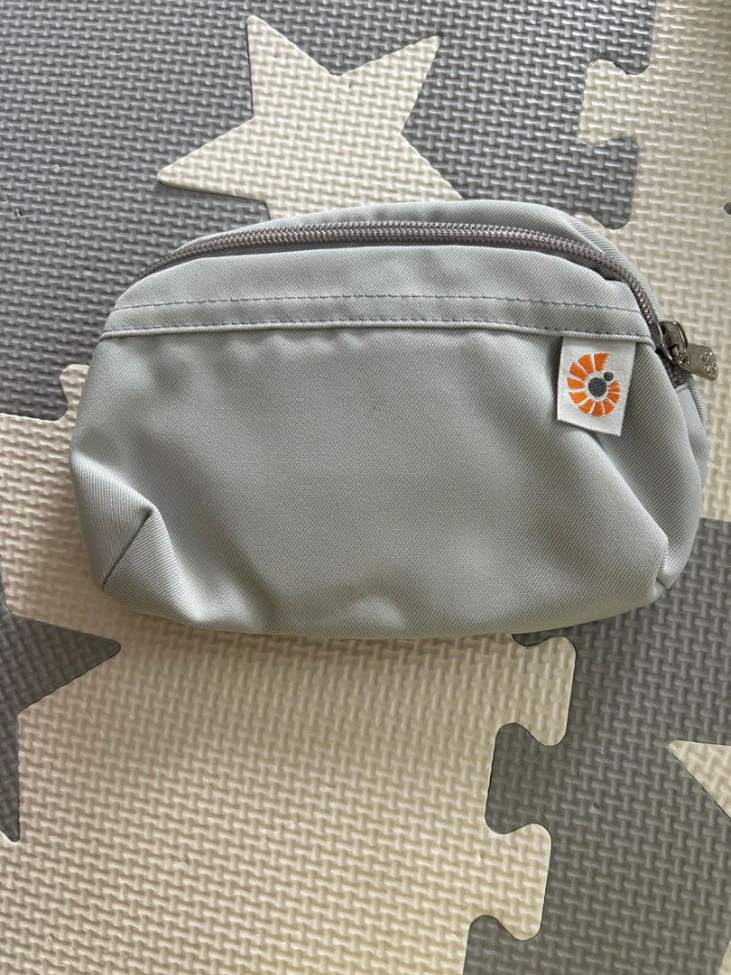 【比較的綺麗です】　エルゴベビー オムニブリーズ　 グレー 抱っこ紐