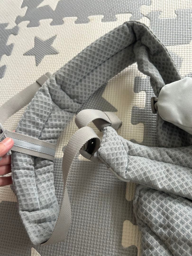 【比較的綺麗です】　エルゴベビー オムニブリーズ　 グレー 抱っこ紐