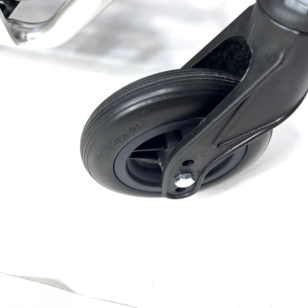 日進医療器 RedwoodⅢ 車イス　高級　折りたたみ　リクライニング可