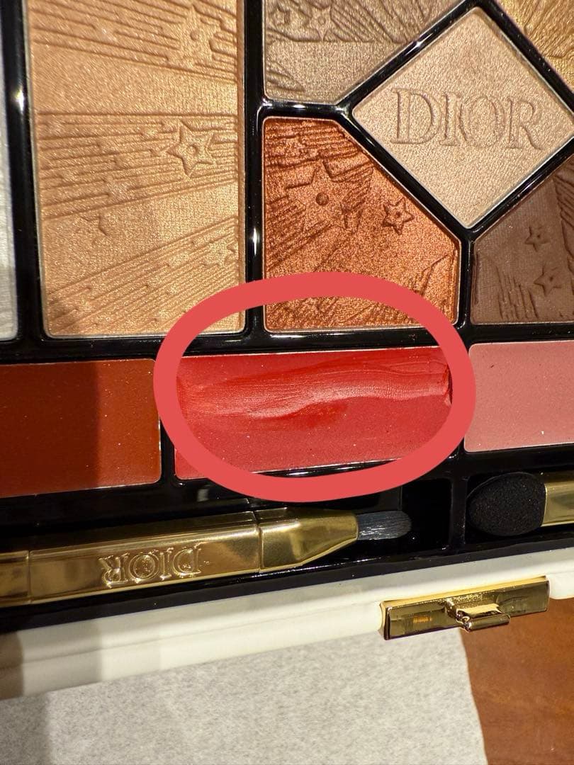 クチュールマルチュース パレット（ホリデーコレクション 2025限定品）