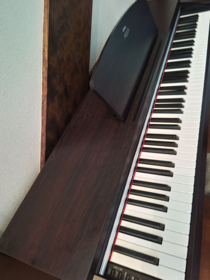 美品です！ヤマハ ARIUS アリウス　デジタルピアノ椅子付きYDP-141