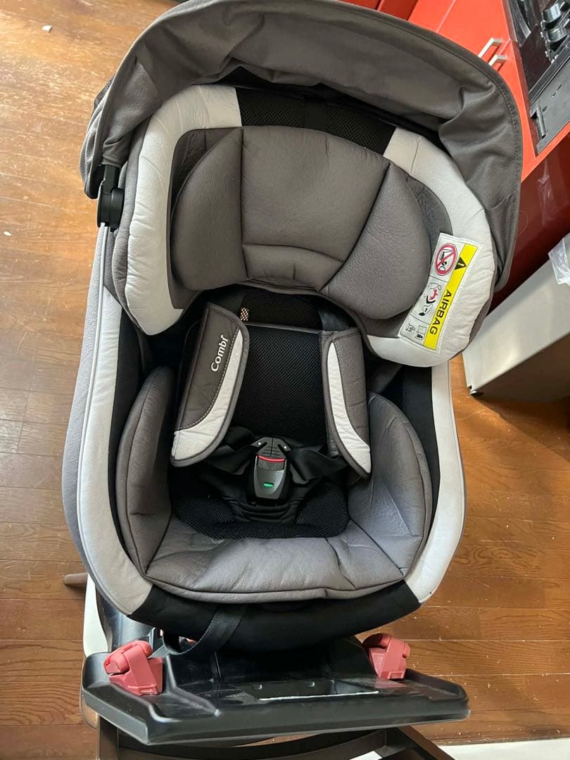 あ*や様 チャイルドシート（新生児～4歳用）コンビ