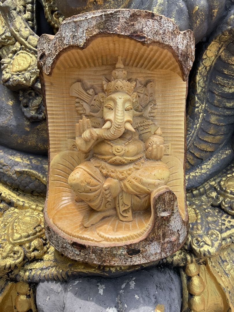 【新入荷】ガネーシャ像(夢をかなえる神様)木彫り [H20.8cm]