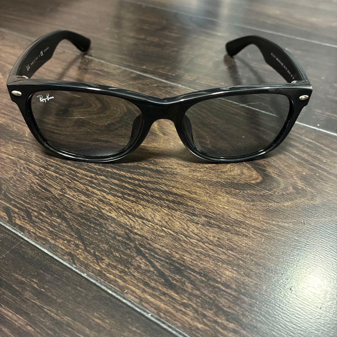 RB2132F ニューウェイファーラー レイバン　サングラス