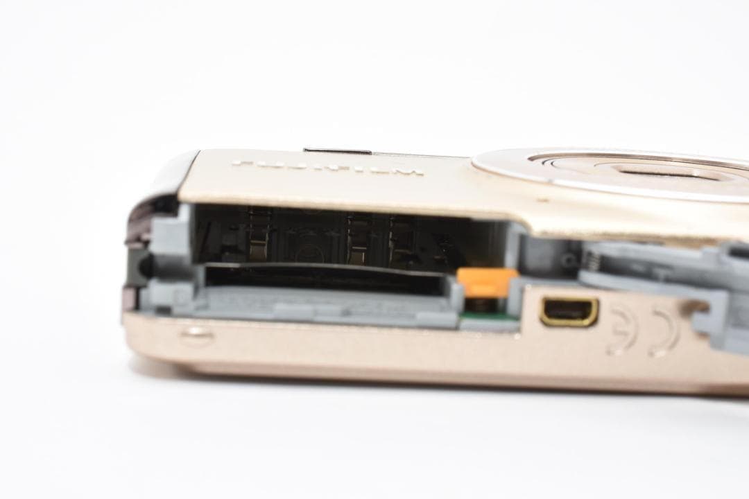 美品 FUJIFILM FinePix JX700 ゴールド ＃A336