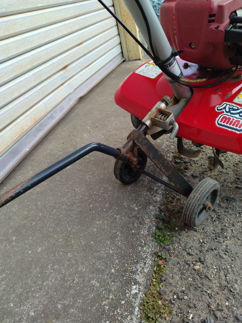 ★ISEKI 耕運機 ガソリンエンジン 赤ジャンク品