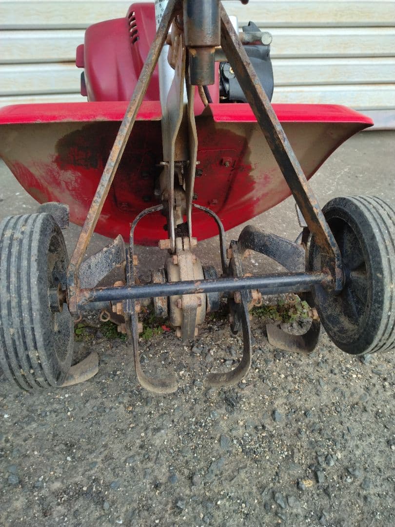 ★ISEKI 耕運機 ガソリンエンジン 赤ジャンク品