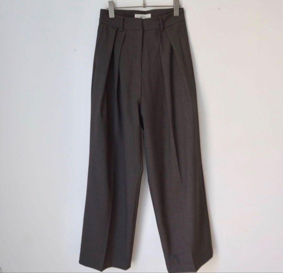 Doubletuck Smooth Trousers トゥデイフル