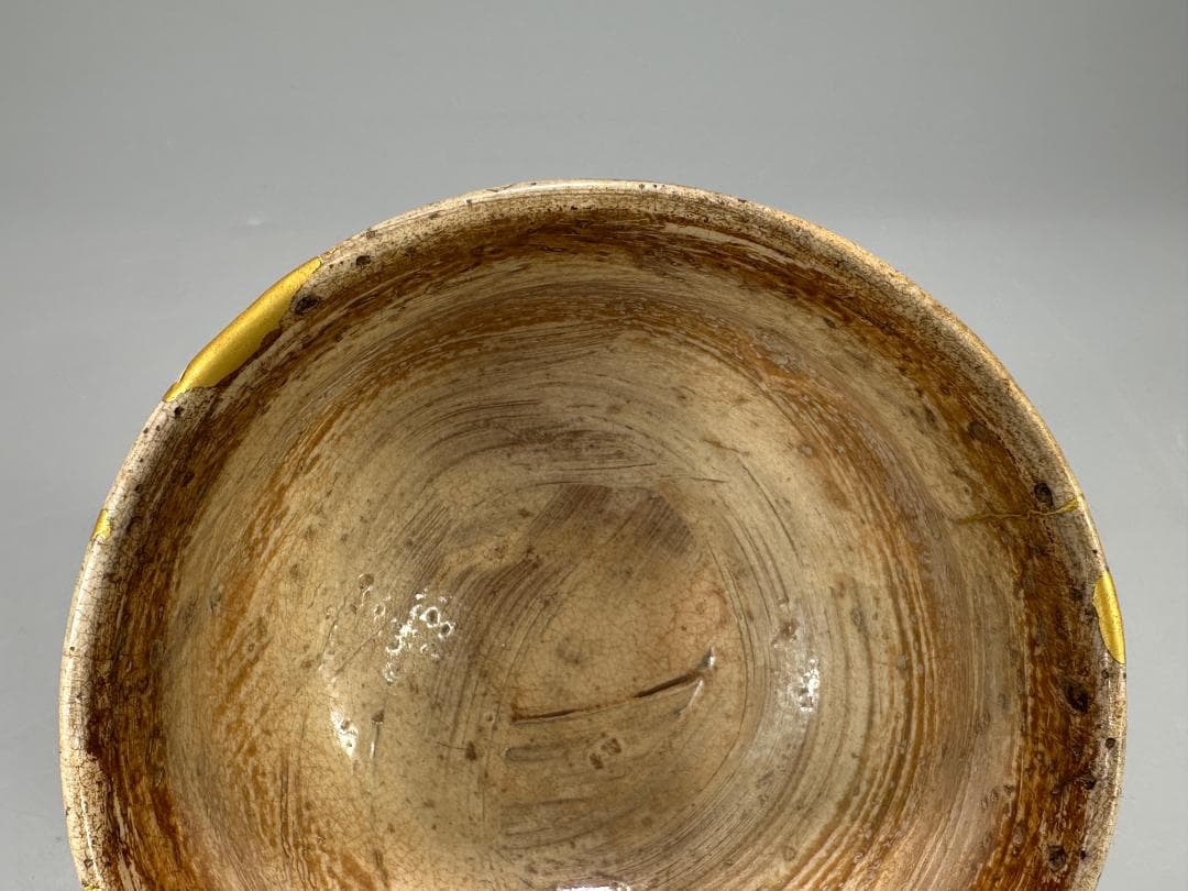 日本美術　桃山時代　美濃　刷毛目茶碗　茶道具　古茶器　時代茶碗