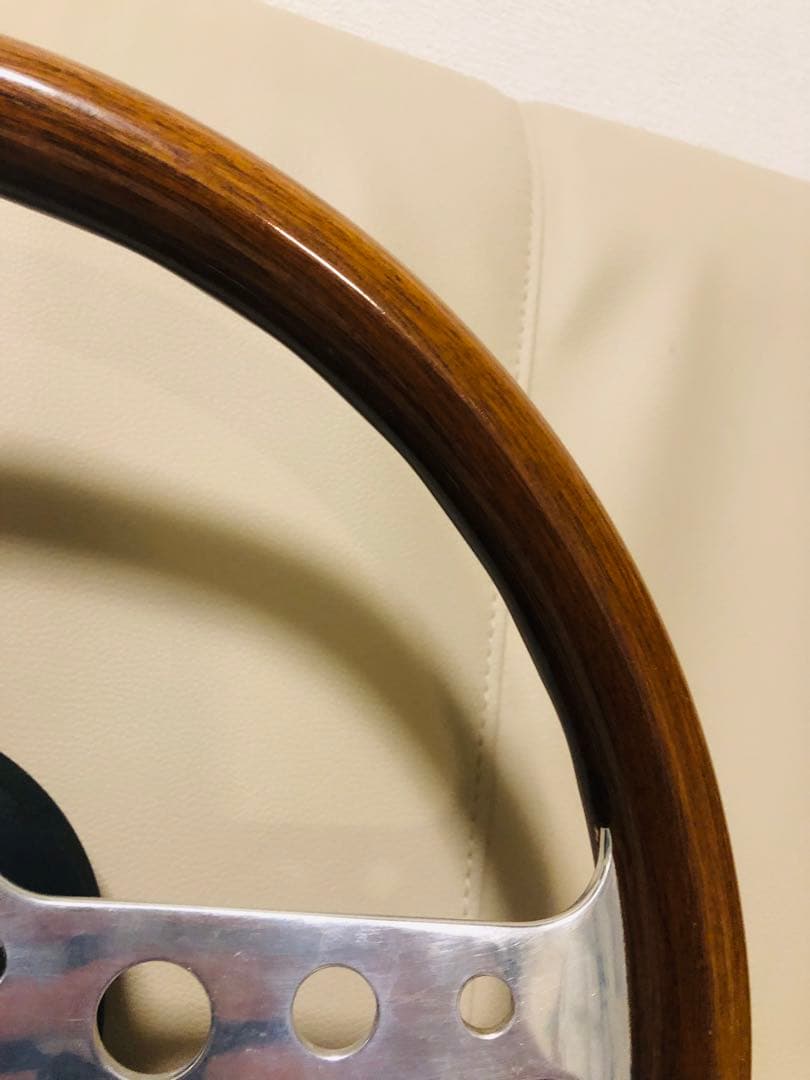 【送料込み】希少　MOMO ウッド ステアリング INDY モモ　ハンドル