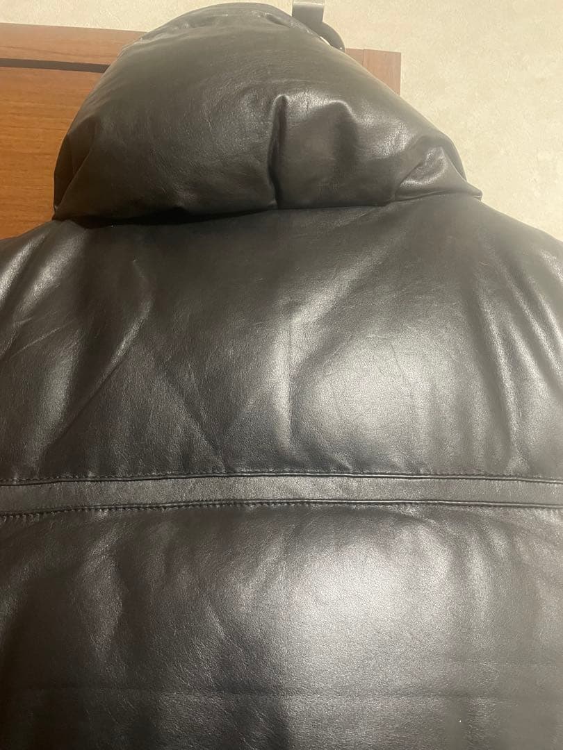 リップヴァンウィンクル　レザーダウンベスト