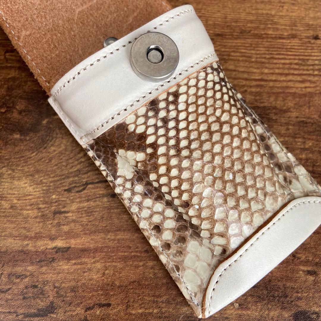 ブルズスター　ダーツケース　蛇皮