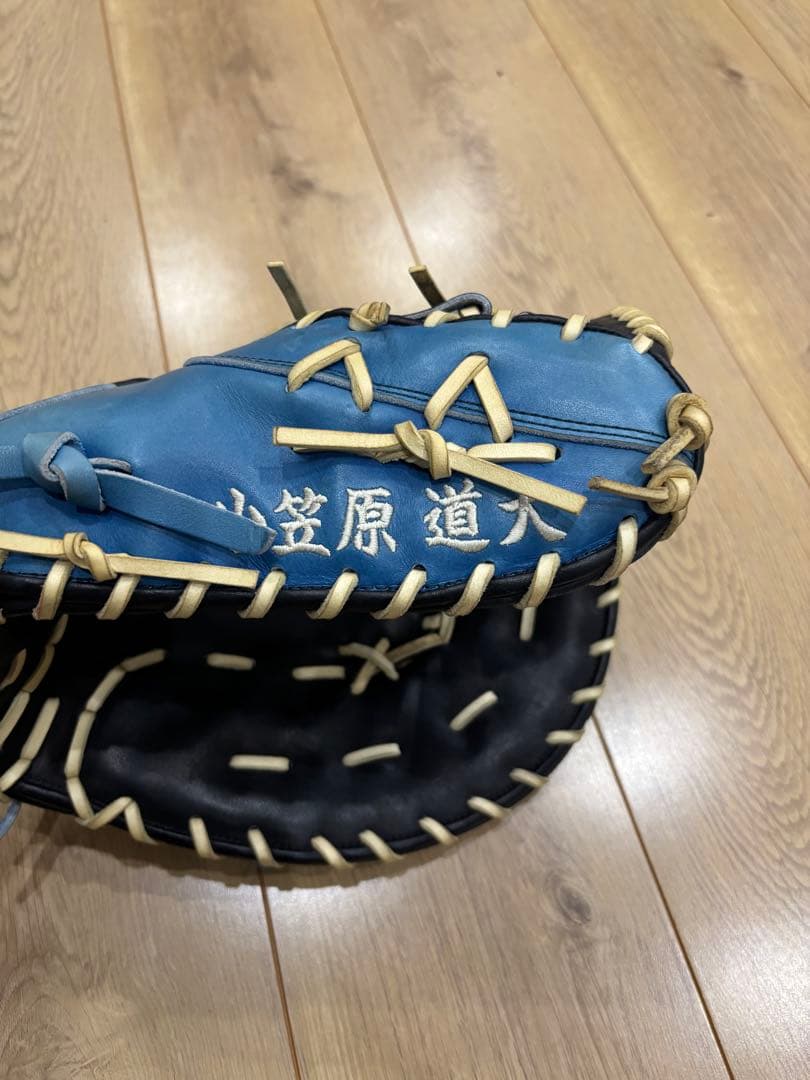 ミズノ一般オーダーファーストミット！廃盤品！小笠原道大モデル！美品良品！