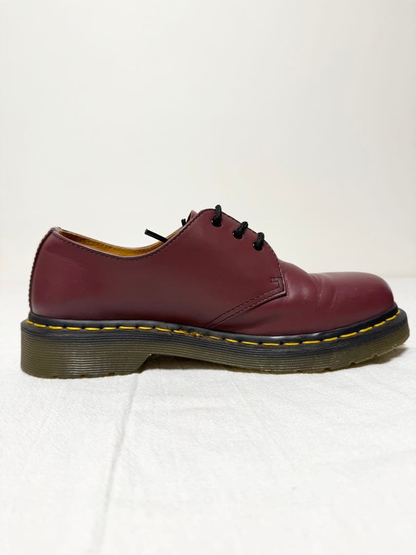 美品ドクターマーチン 1461 3ホール シューズ チェリーレッド 24 UK5