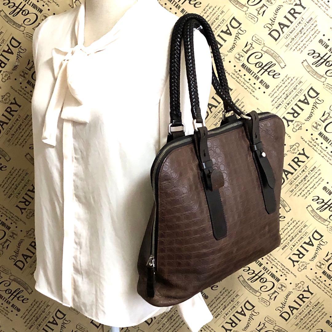 フェラガモ トート ビジネスバッグ ガンチーニ 革 茶ブリーフケース FQ224