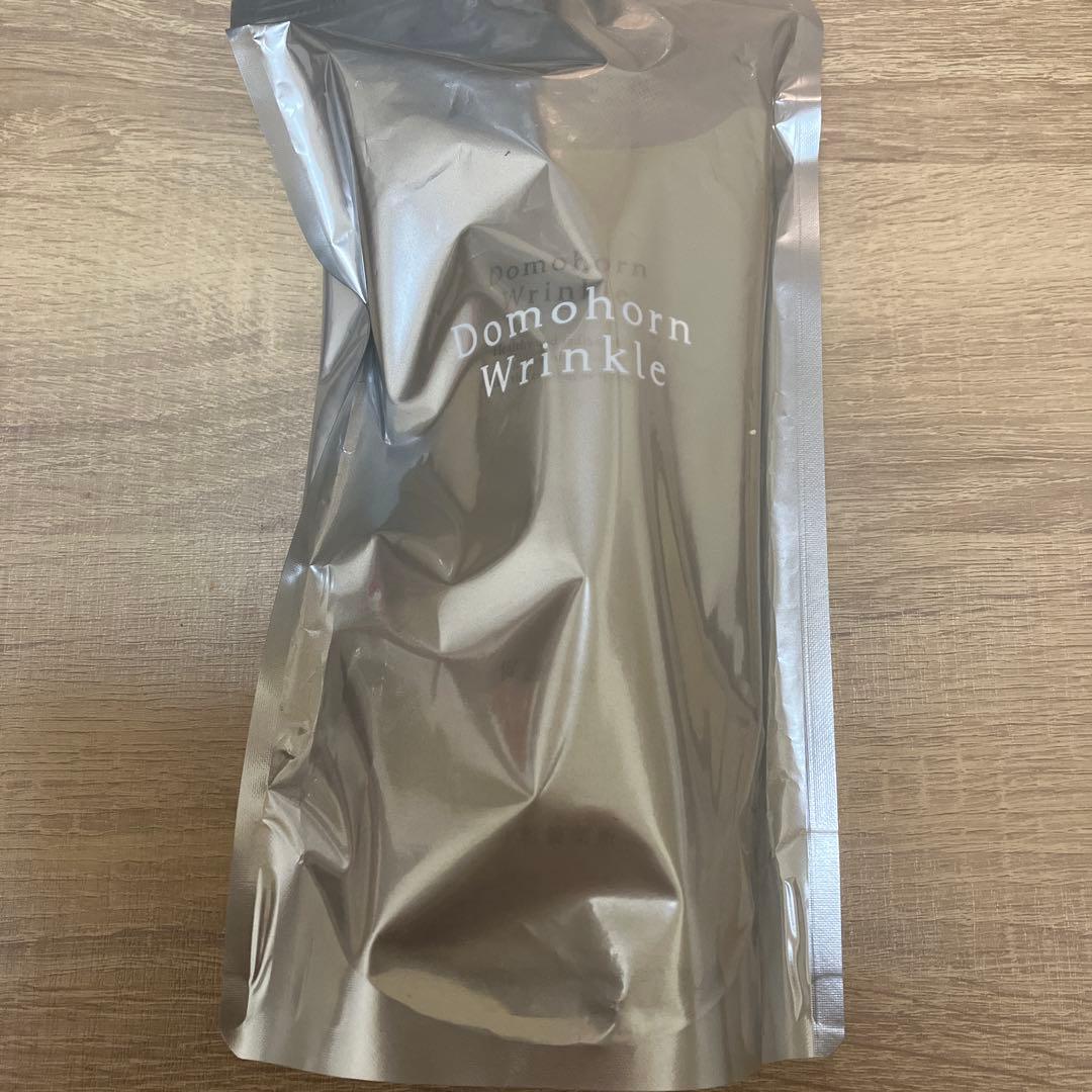 ドモホルンリンクル　保湿液、薬用美容液ｂ、保護乳液、の３点セットです。