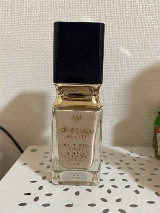 クレ・ド・ポー ボーテ タンフリュイドエクラ ナチュレル オークル0035ml