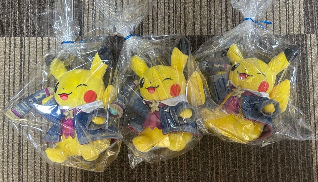 1月中の限定セール　ポケモン天文台　ピカチュウ ぬいぐるみ 3体セットおまけ付き