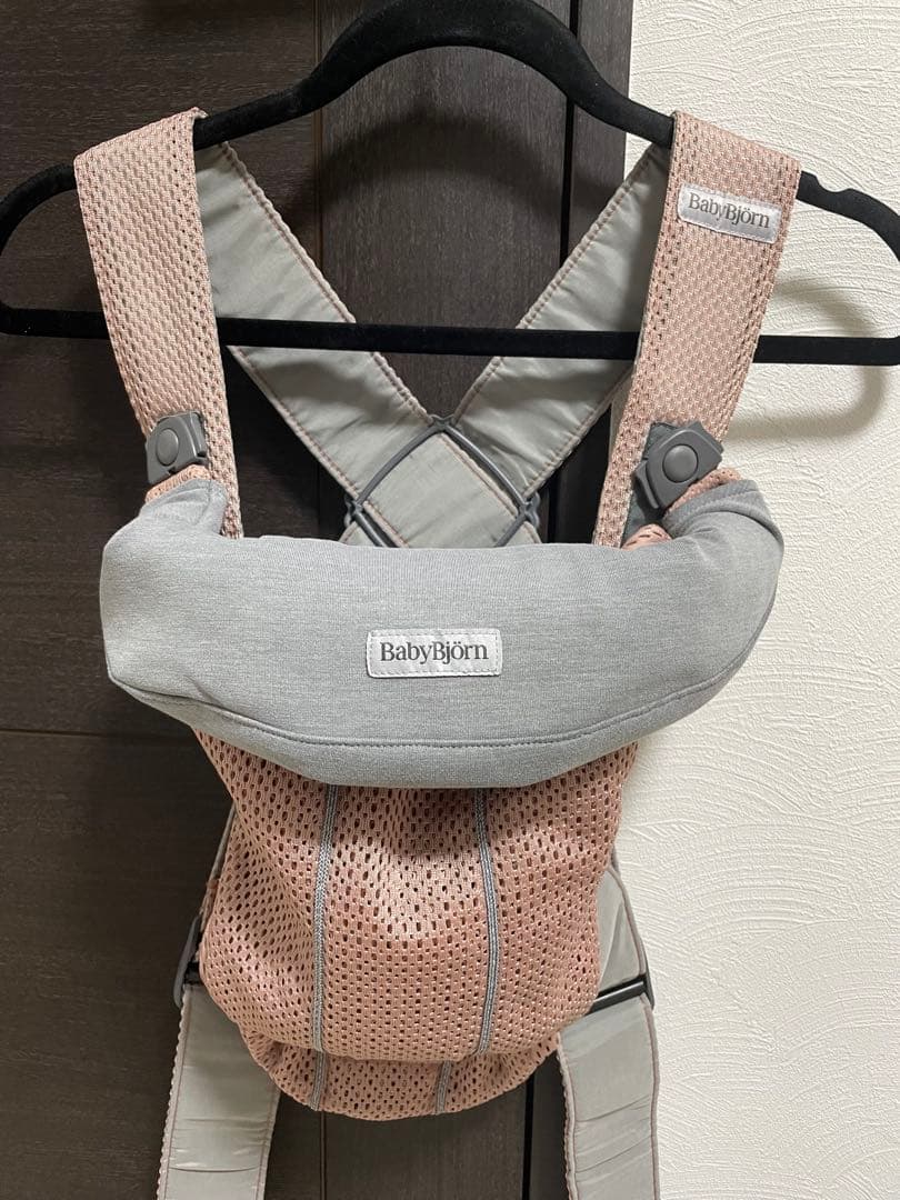 ベビービョルン　ベビーキャリアミニ　Airダスティーピンク