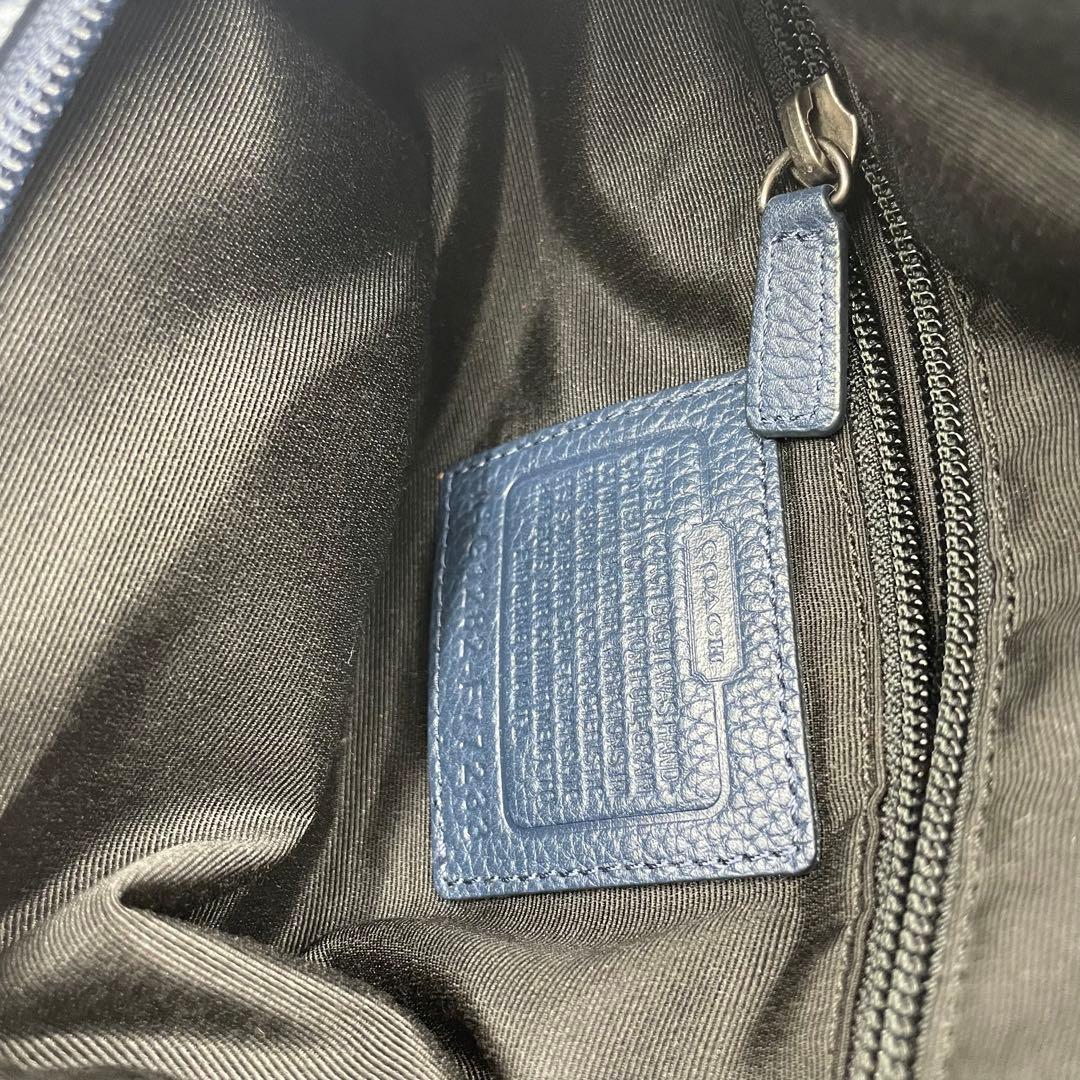 美品　コーチ　ウエストポーチ　ボディバッグ　レザー　シボ革　ネイビー