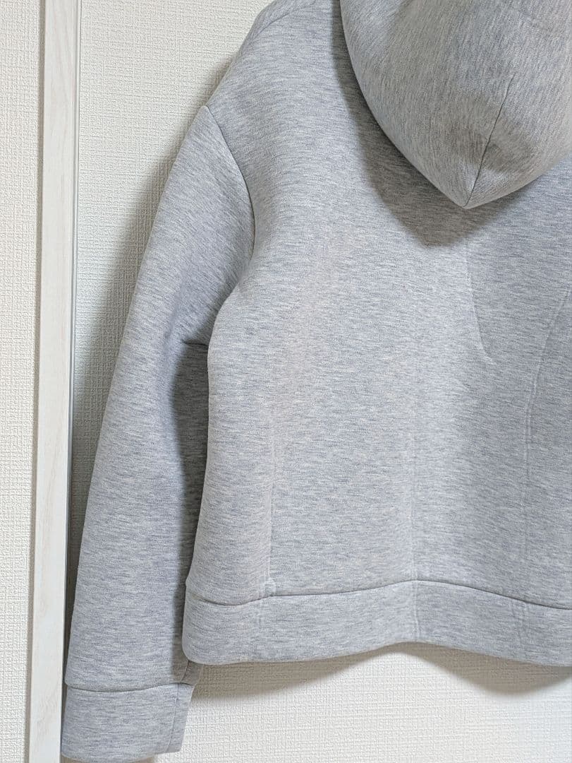 大人気　定価29,700円 ノーブル　ダンボールニットフーデットパーカー　グレー