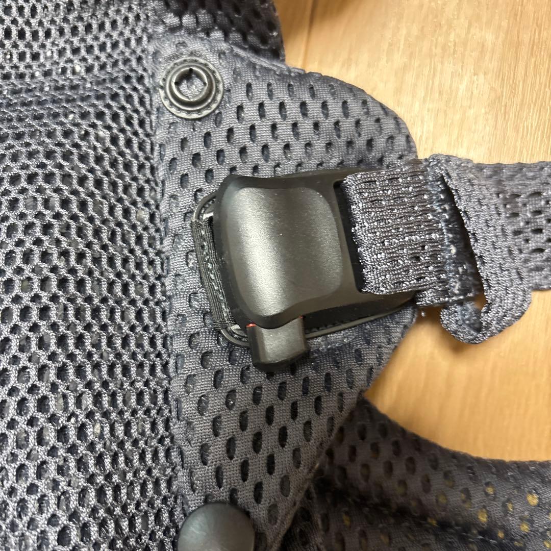 BABYBJÖRN 抱っこ紐　ハーモニー　メッシュ